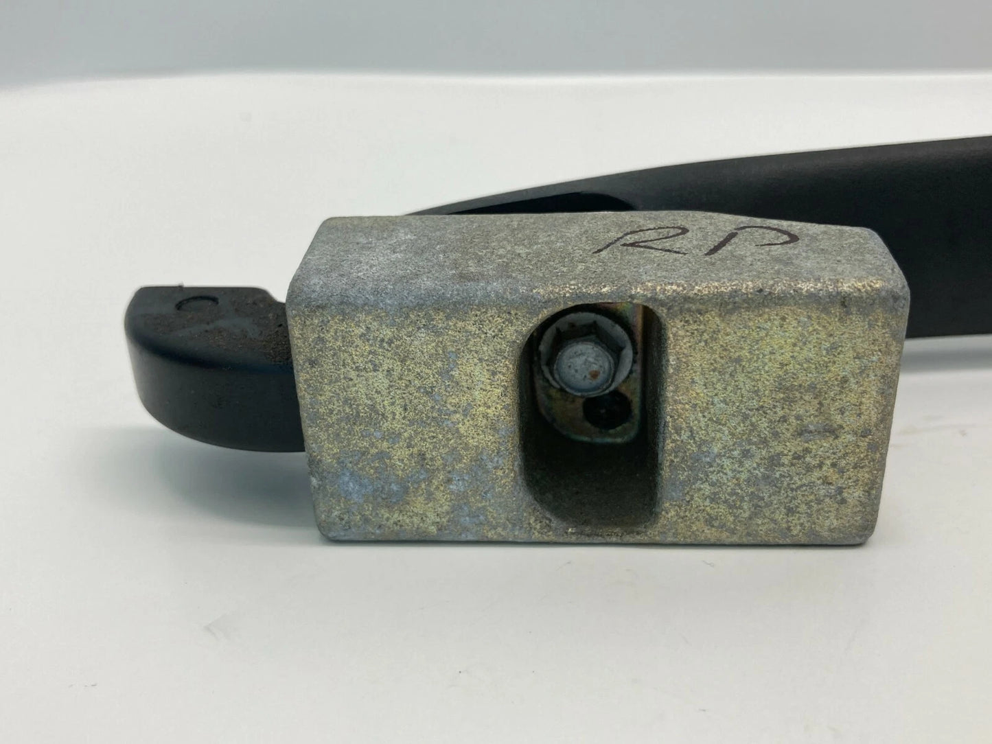 2007-2012 DODGE CALIBER REAR RIGHT SIDE EXTERIOR DOOR HANDLE 05160321AB OEM