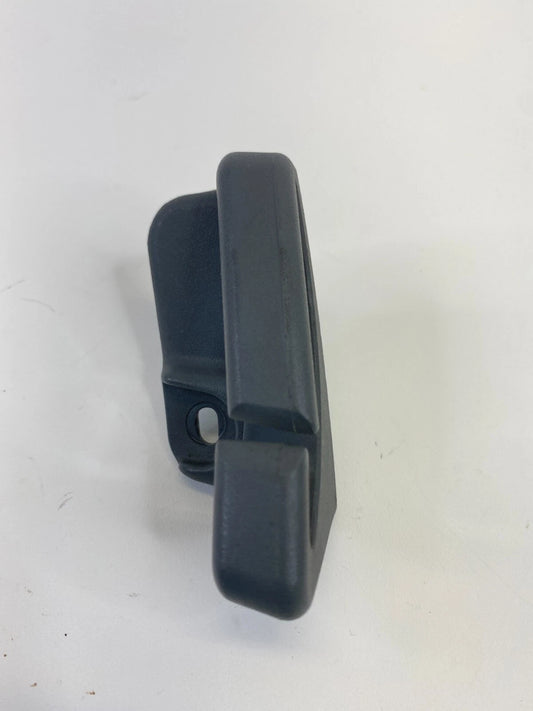 2011-2016 HYUNDAI ELANTRA REAR SEAT HEADREST HEAD REST GUIDE SLEEVE L0263161 OEM