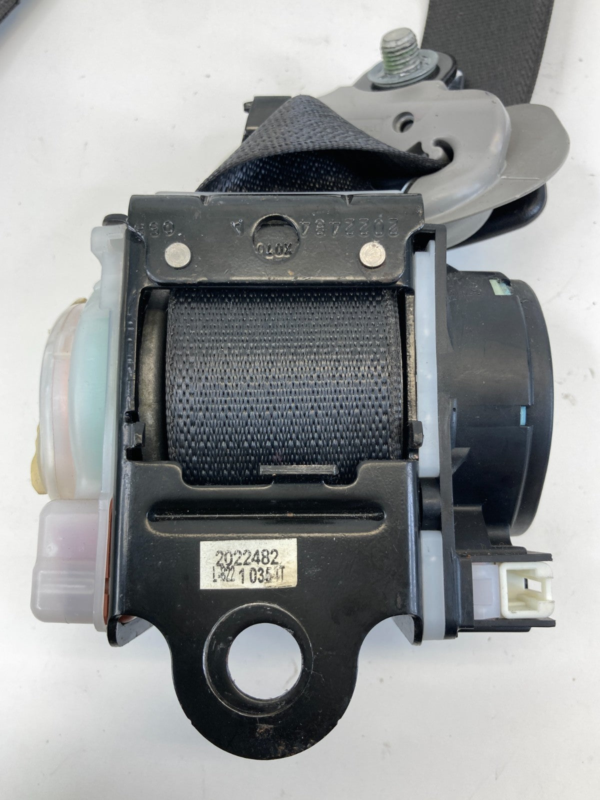 2005-2011 Cadillac STS Front Right Passenger Seat Belt Retractor Assembly OEM