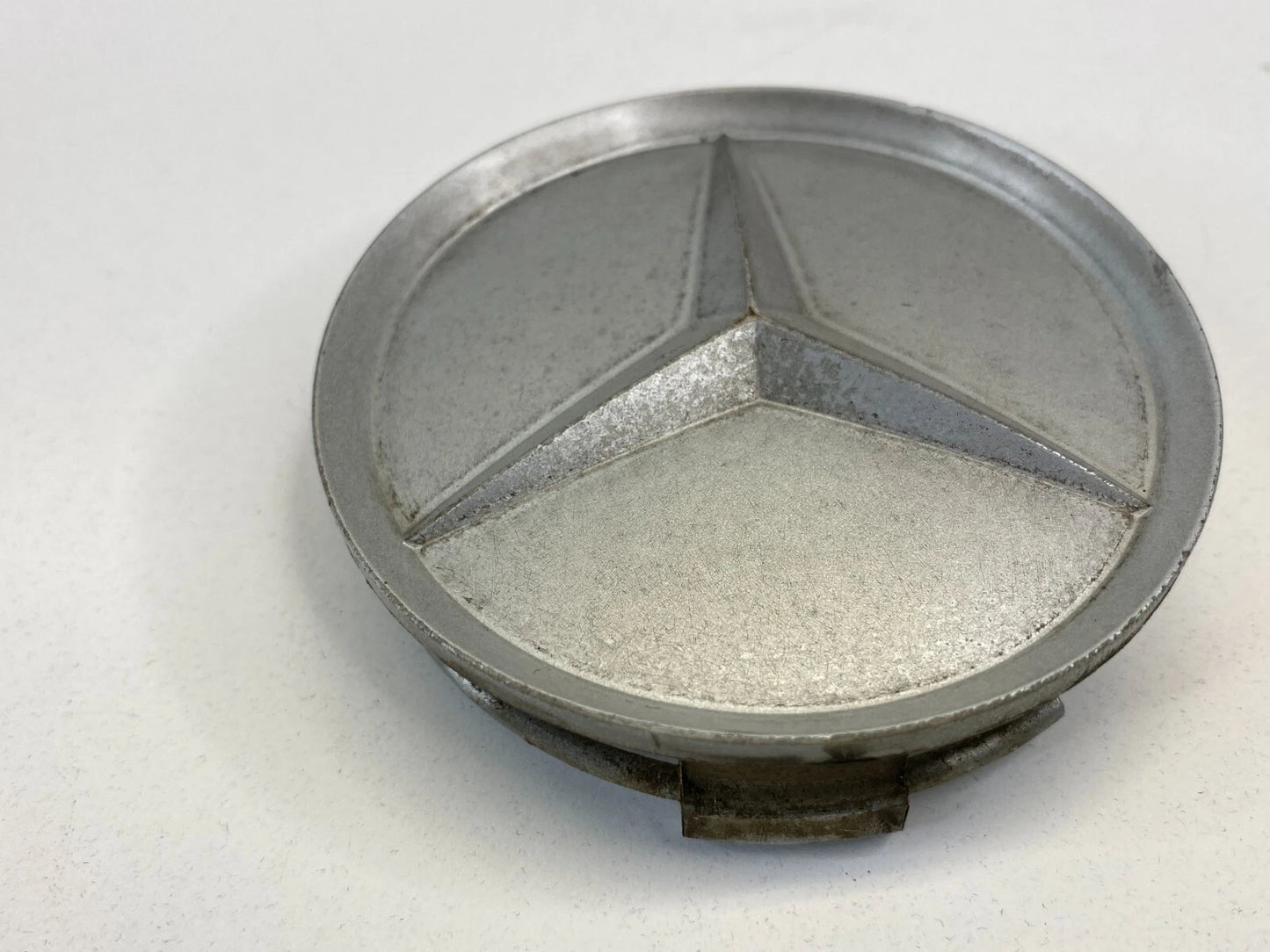 MERCEDES-BENZ RIM WHEEL CENTER CAP HUBCAP COVER SILVER 2014010225 OEM