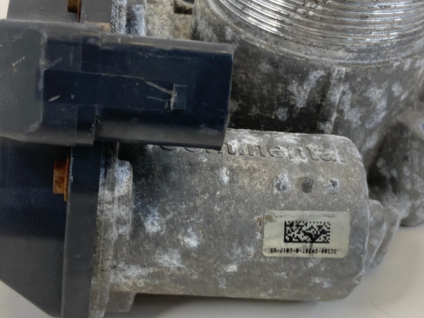 2009-2017 Volkswagen CC 2.0L L4 AT Throttle Body Throttle Valve Assembly OEM