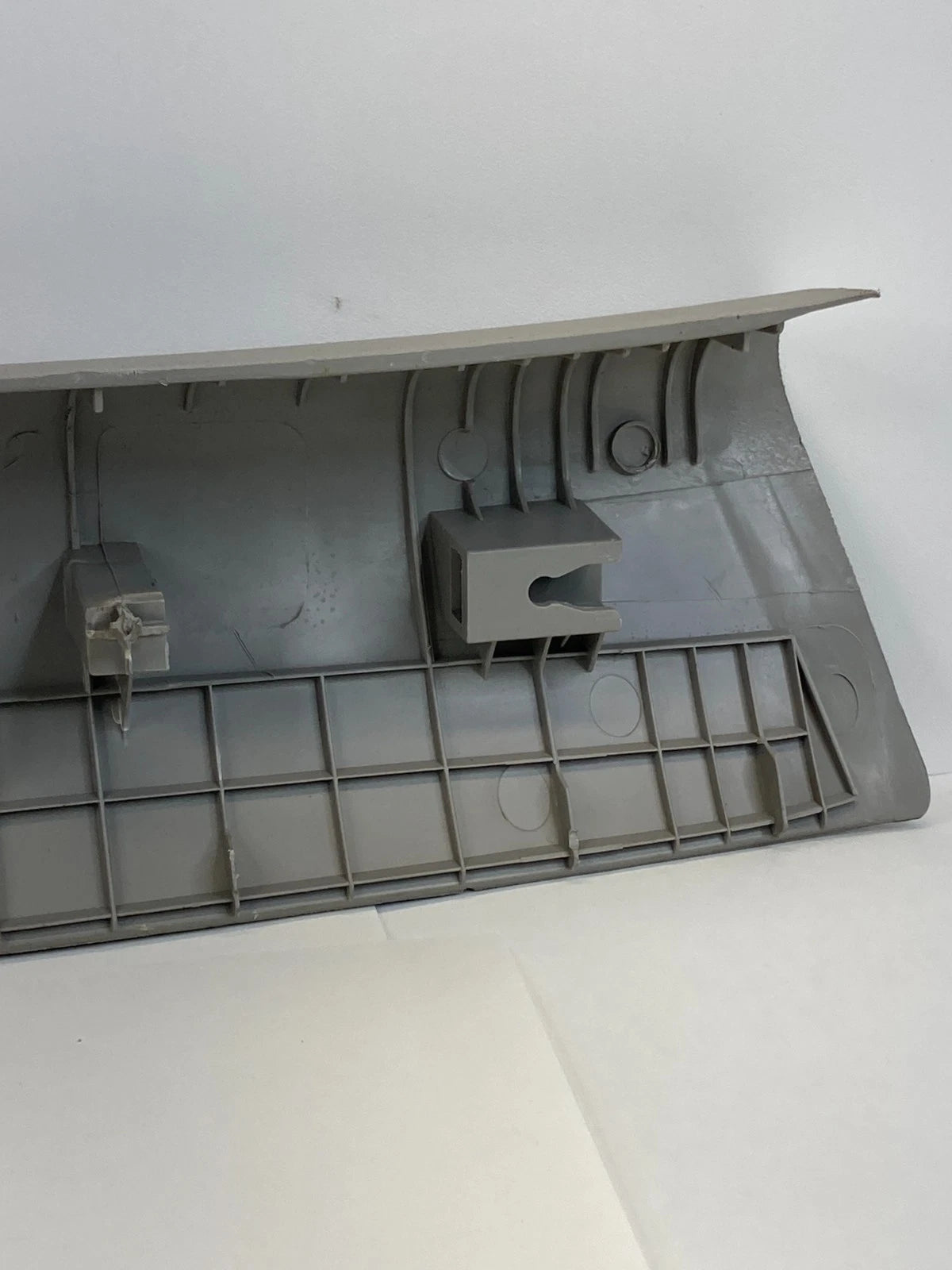 2011-2016 CHEVROLET CRUZE A PILLAR SPEAKER COVER PANEL FRONT RIGHT OEM 95470396