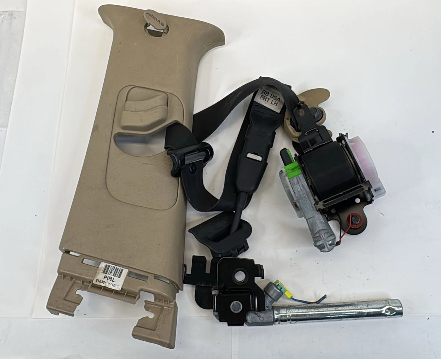 2012-2017 HYUNDAI ACCENT FRONT LEFT DRIVER SEAT BELT RETRACTOR FR LH 88870-1R600