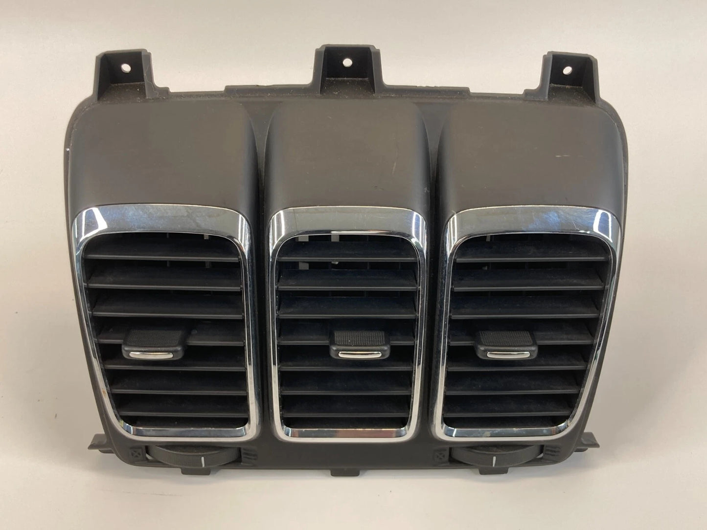 2007-2012 GMC ACADIA CENTER DASH AC AIR VENT GRILLE TRIM PANEL 20829314 OEM