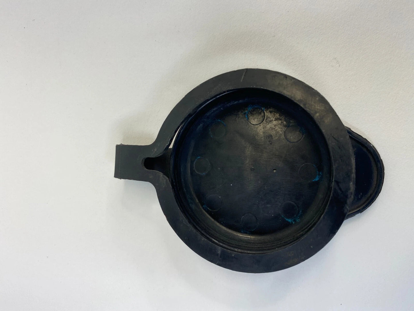 2002-2009 CHEVROLET TRAILBLAZER WINDSHIELD WASHER FLUID RESERVOIR CAP LID COVER
