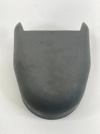 2007-2010 HYUNDAI ELANTRA FRONT RIGHT SEAT BELT ANCHOR LOWER COVER TRIM CAP