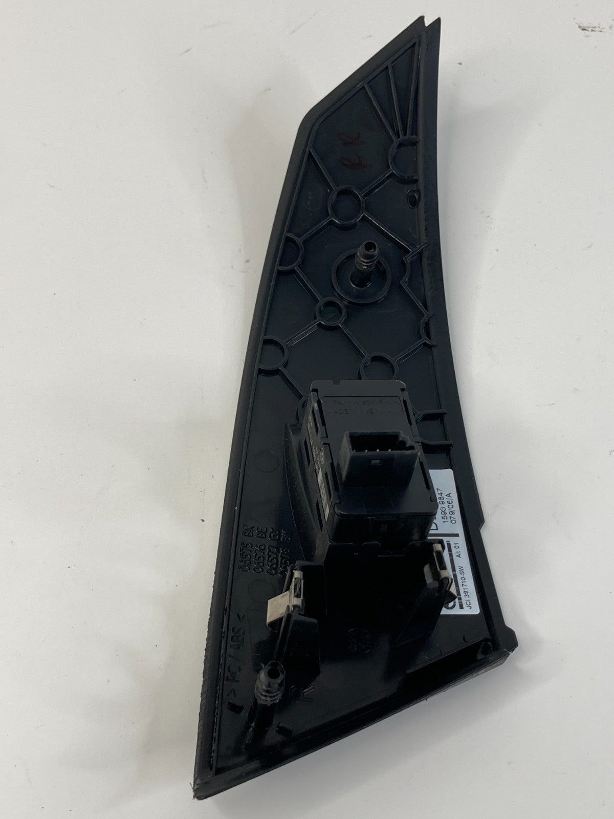 2006 2007 BMW 530xi Rear Right Door Power Window Switch w Bezel 6951965A OEM