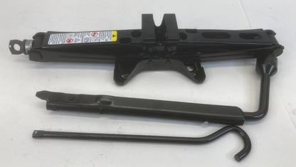 10-17 CHEVROLET EQUINOX SPARE TIRE JACK AND LUG WRENCH TOOL KIT SET 13590429 OEM