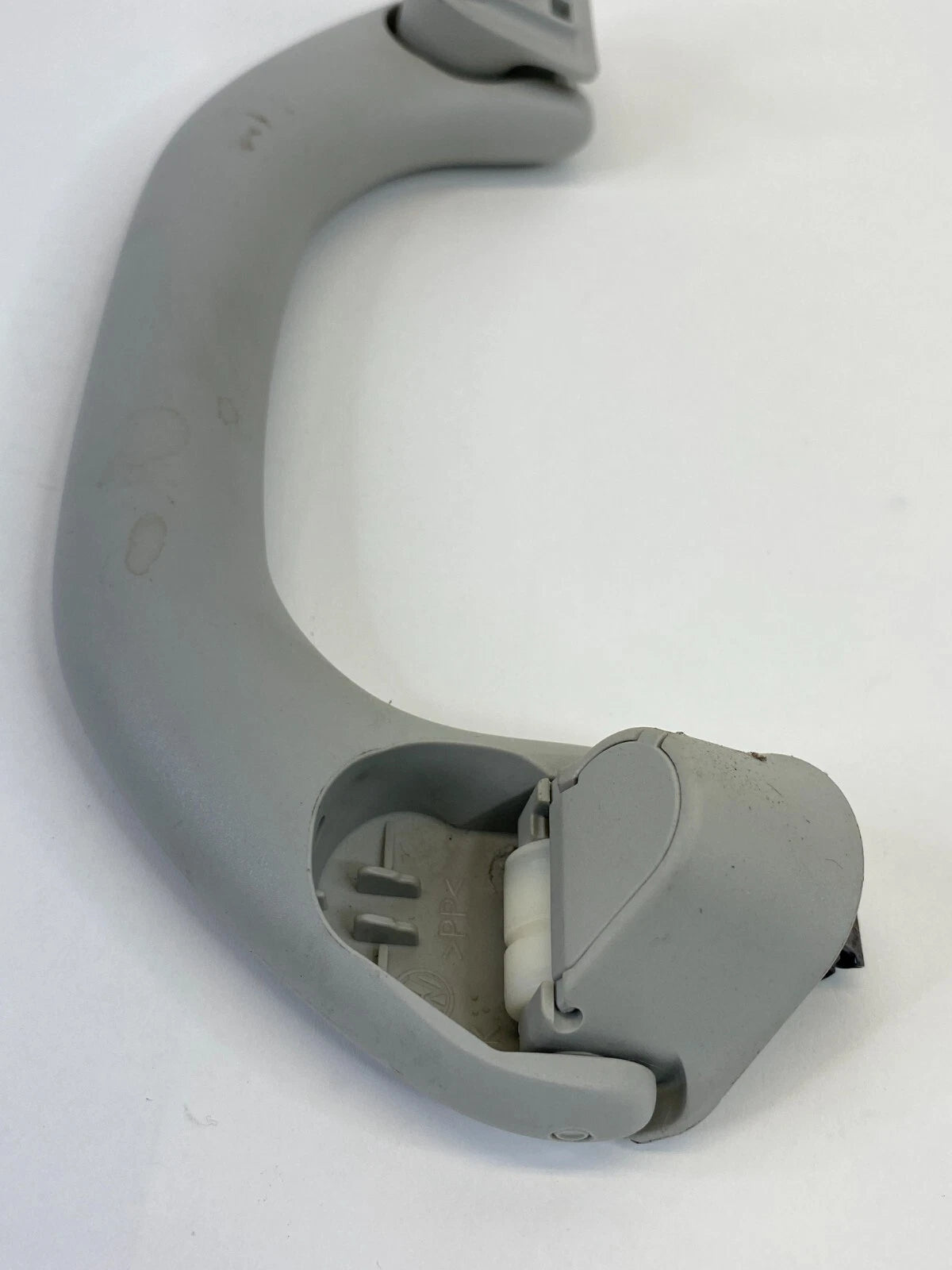 2012-2022 VOLKSWAGEN PASSAT ROOF FRONT LEFT INNER GRAB GRIP HANDLE 561-857-607