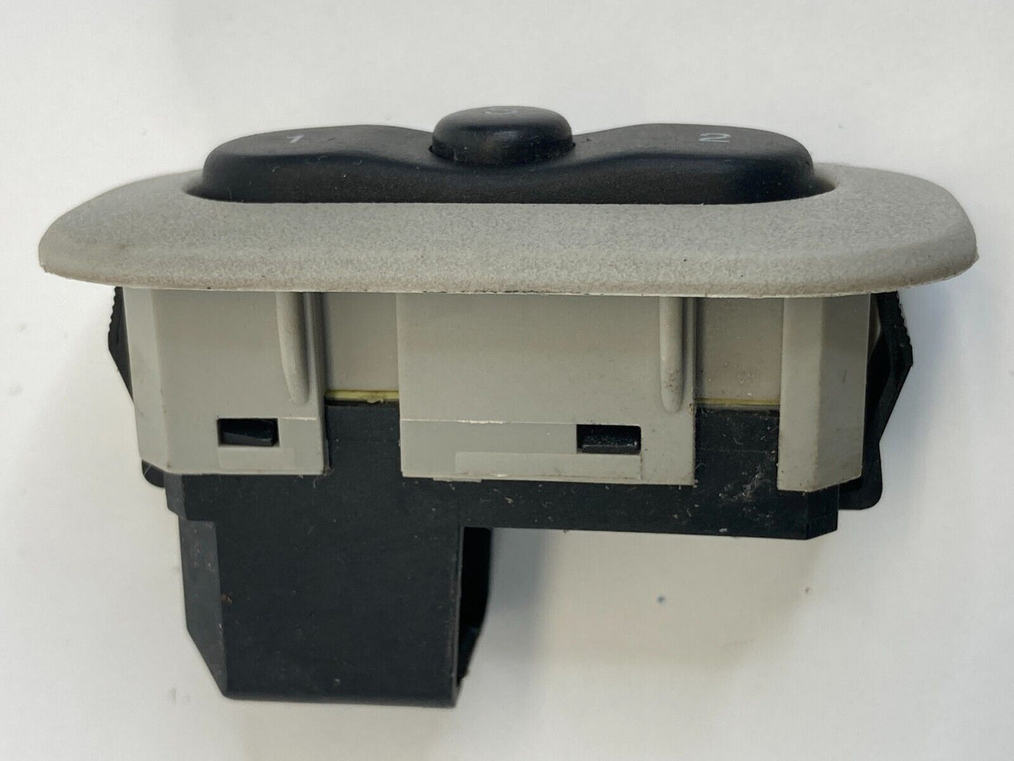 2009-2014 Volkswagen Routa Front Left Driver Side Seat Memory Control Switch OEM