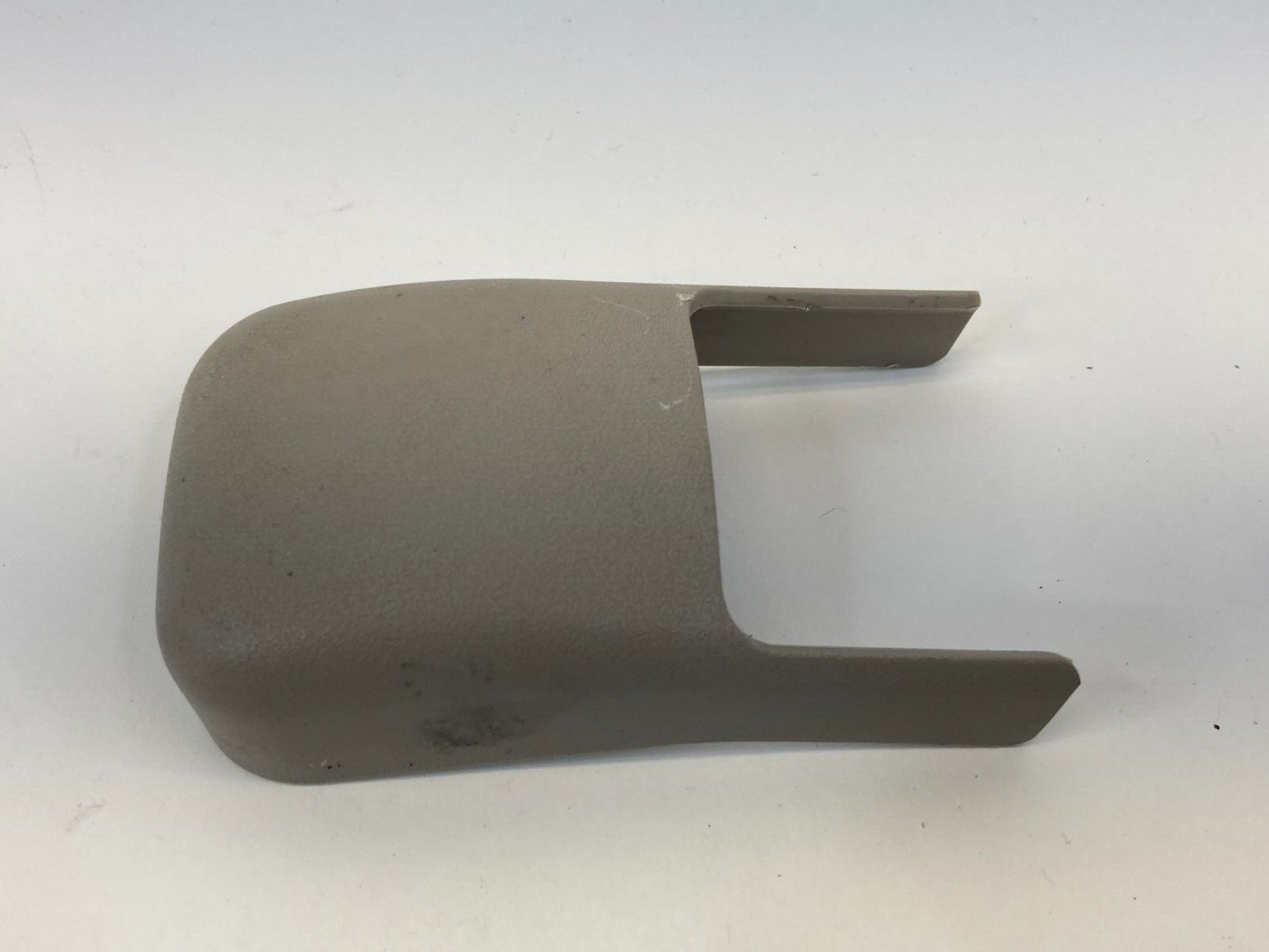 2006-2008 Hyundai Sonata Sedan 4-DR Front Right Seat Track Cap End Cover OEM