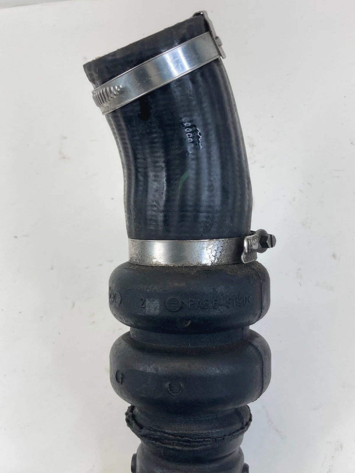 2015-2018 FORD EDGE 2.0L L4 INTERCOOLER AIR CONNECTING HOSE PIPE OUTLET TUBE OEM
