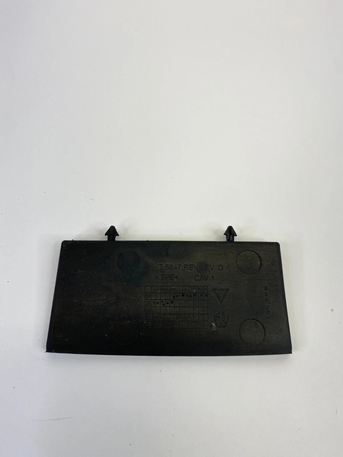 2005 2006 2007 JEEP GRAND CHEROKEE CENTER CONSOLE MAT RUBBER INSERT VT5847 OEM