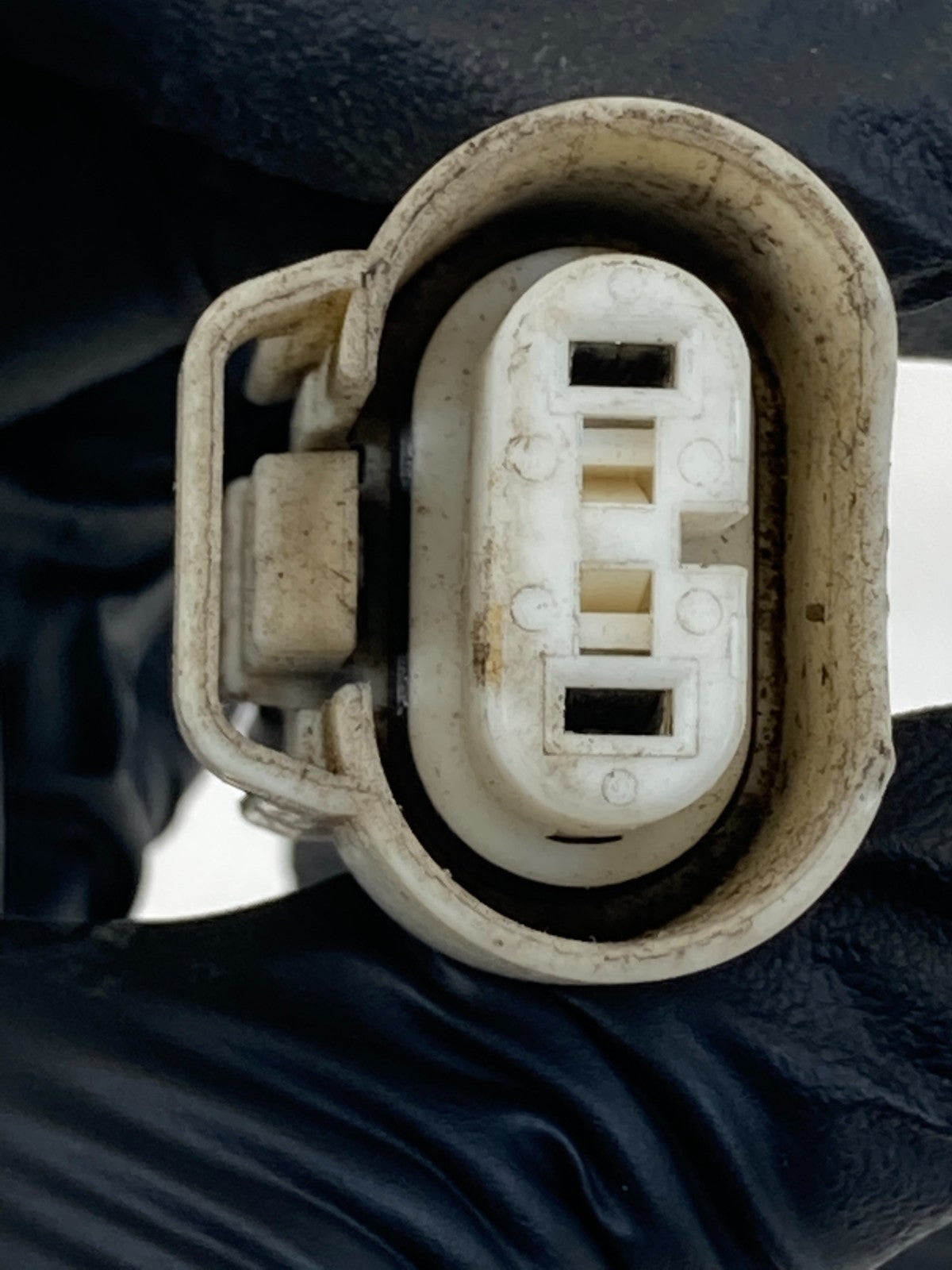 2009-2012 Toyota RAV4 Front Left Side Head Lamp Wire Harness Connector Plug