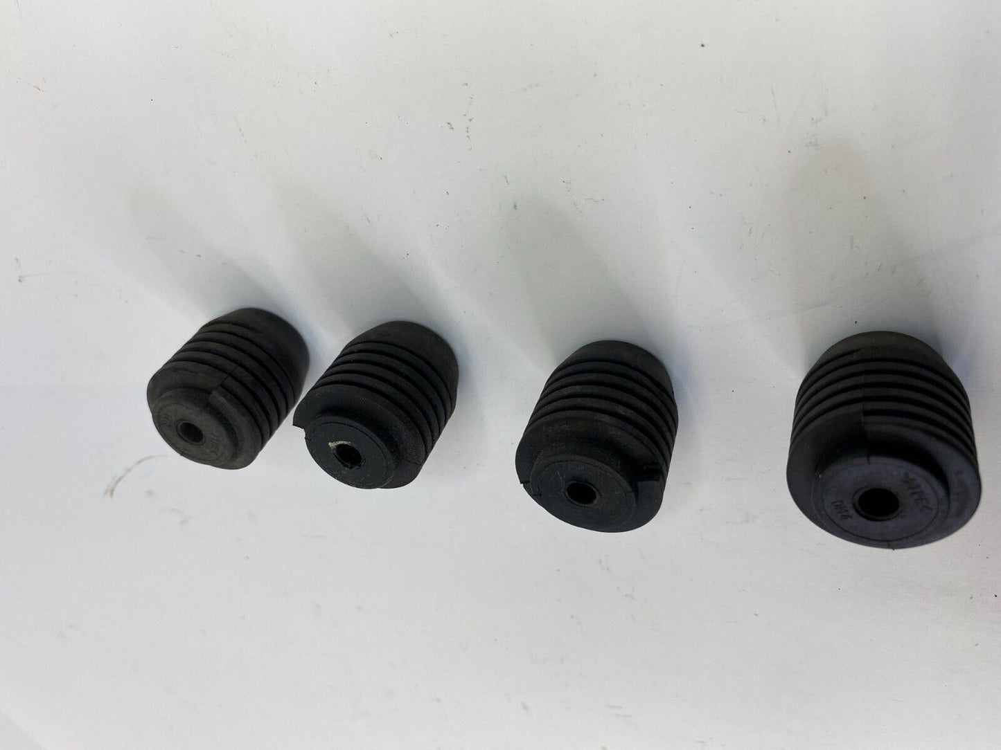 2007-2009 Hyundai Santa Fe Front Hood Stopper Adjustment Rubber Set of 4