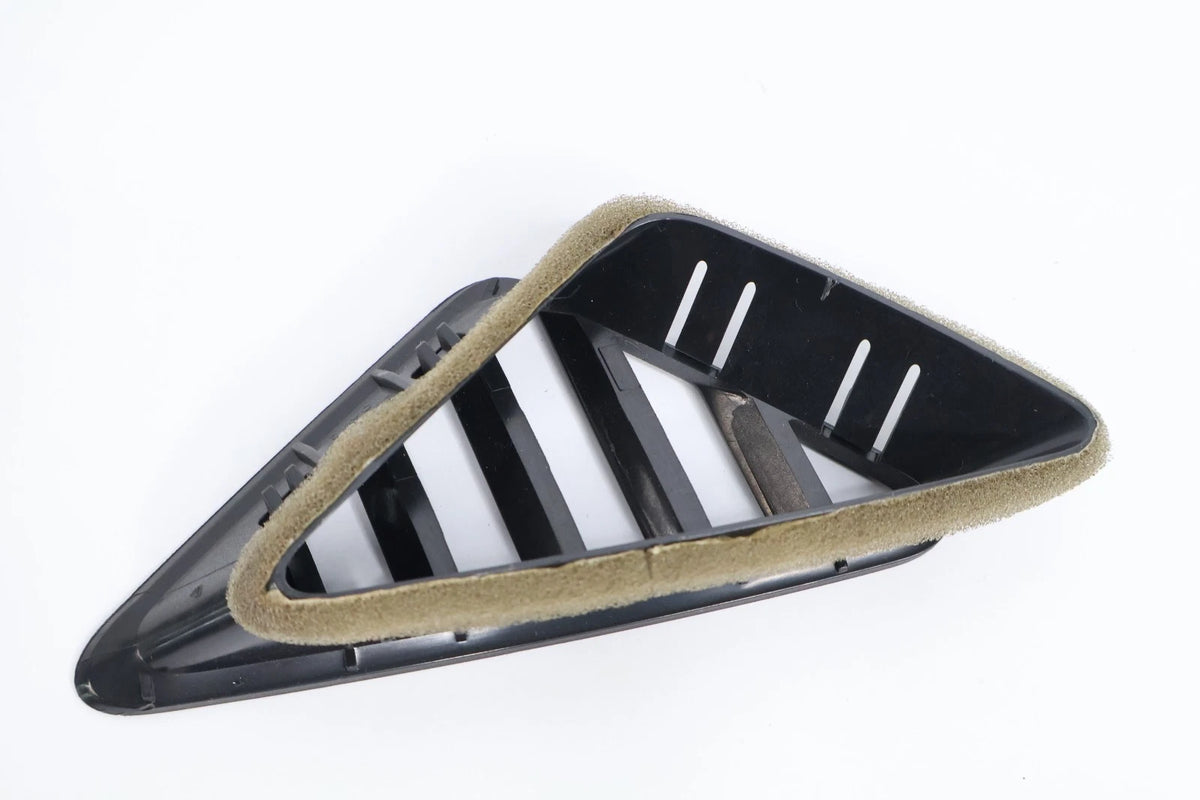 2010-2017 CHEVROLET EQUINOX DASH LEFT & RIGHT UPPER DASH AIR VENT DEFROST SET