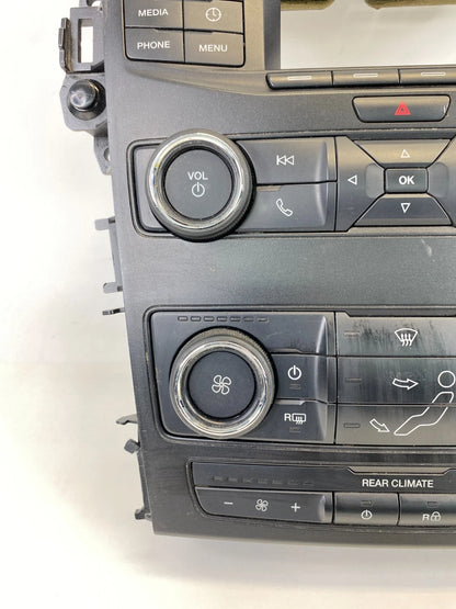 18 19 FORD EXPLORER RADIO & CLIMATE CONTROL TRIM BEZEL W/AIR VENT JB5T-18A802-LB