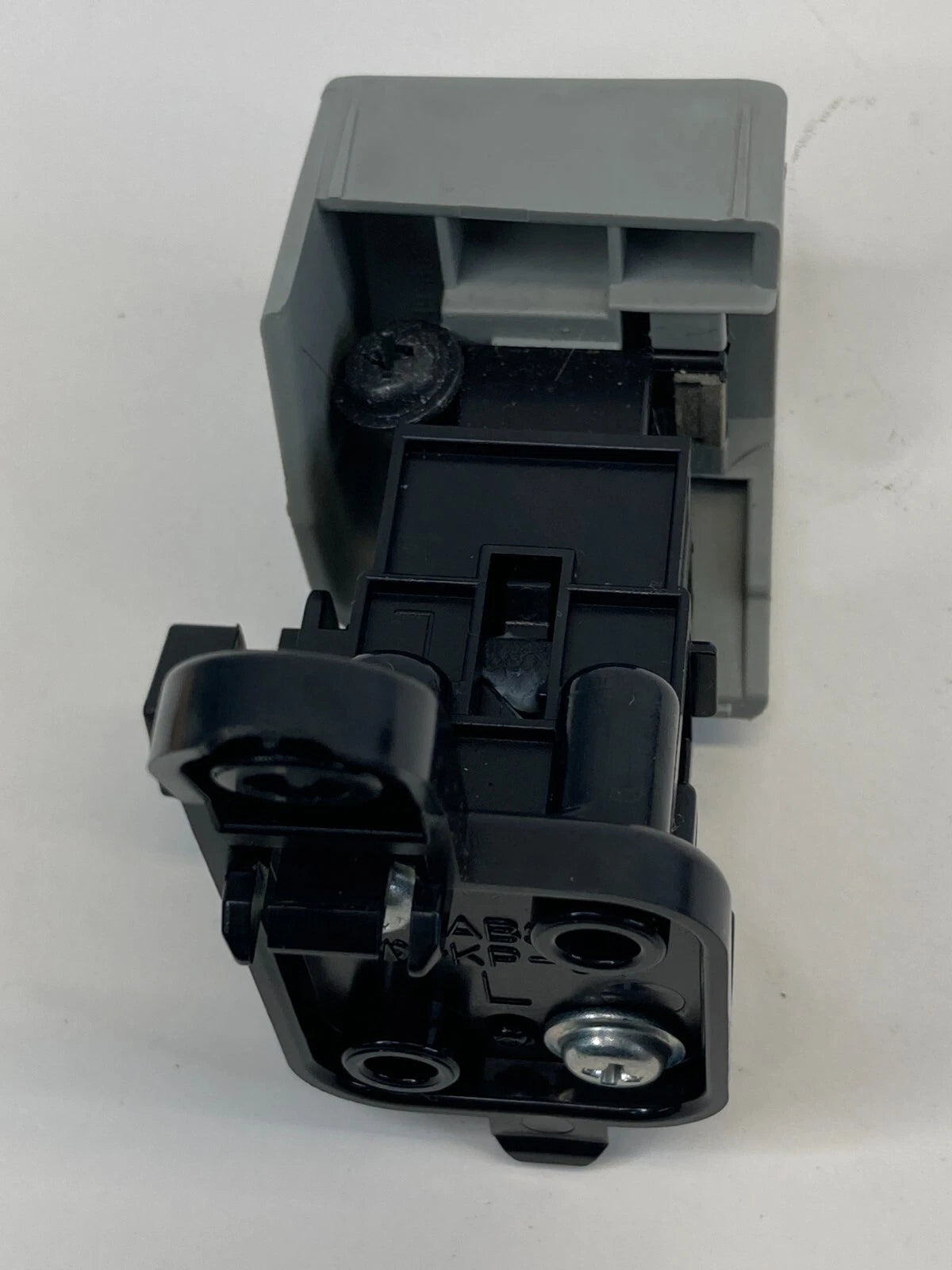 2010-2015 TOYOTA PRIUS FRONT DASHBOARD GLOVE BOX COMPARTMENT LATCH LOCK UNIT OEM