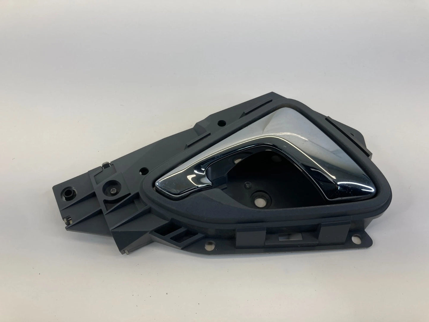 05-10 HONDA ODYSSEY FRONT RIGHT DOOR INTERIOR DOOR HANDLE ASSY K62-25311 OEM