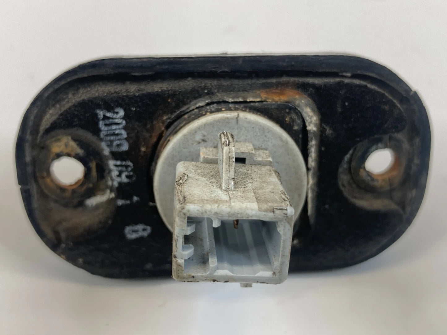 2007 2008 2009 2010 2011 HYUNDAI ACCENT REAR TRUNK LICENSE PLATE LIGHT LAMP OEM