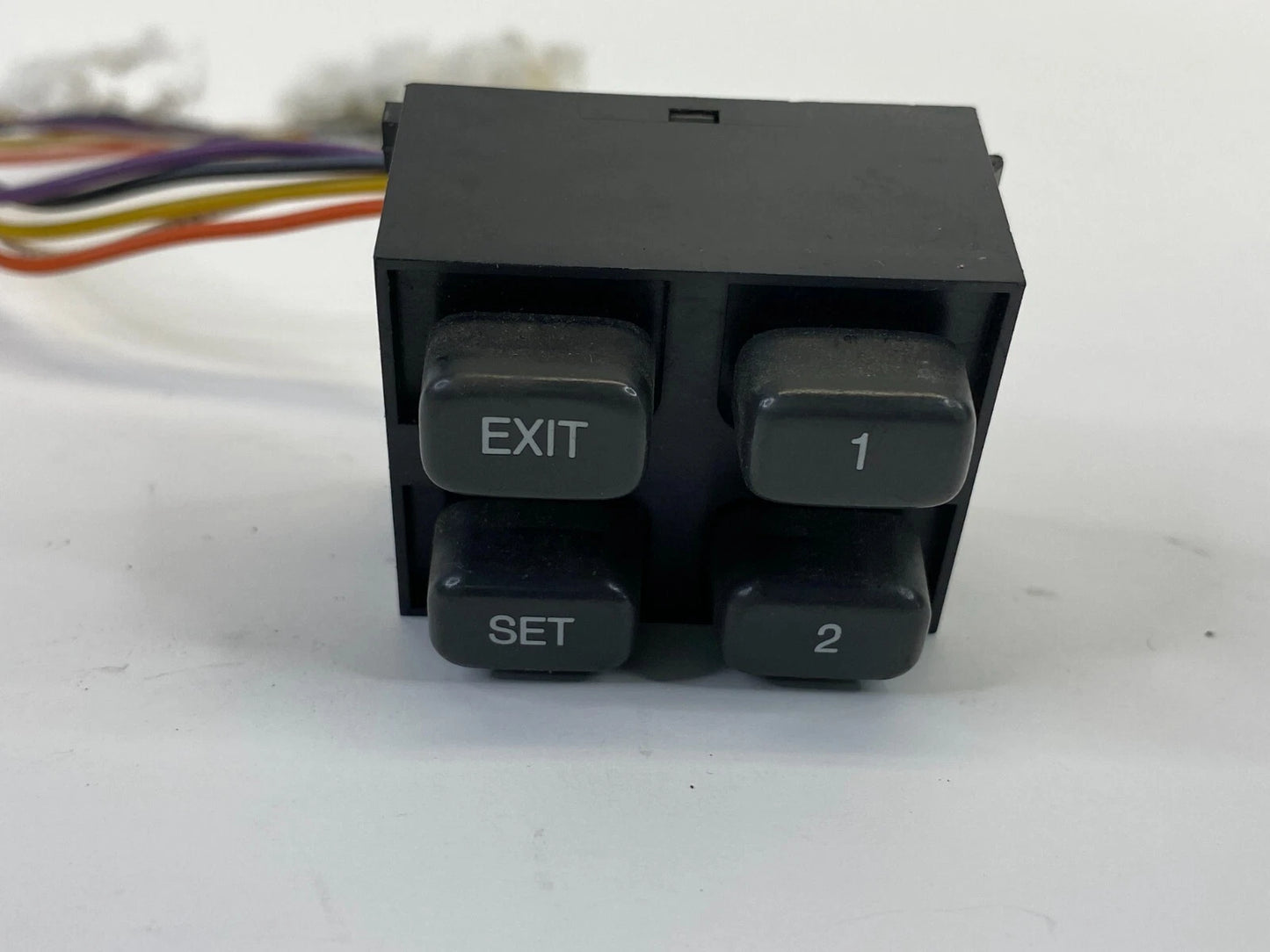 2000-2005 CADILLAC DEVILLE FRONT LEFT DOOR SEAT MEMORY CONTROL SWITCH ASSEMBLY