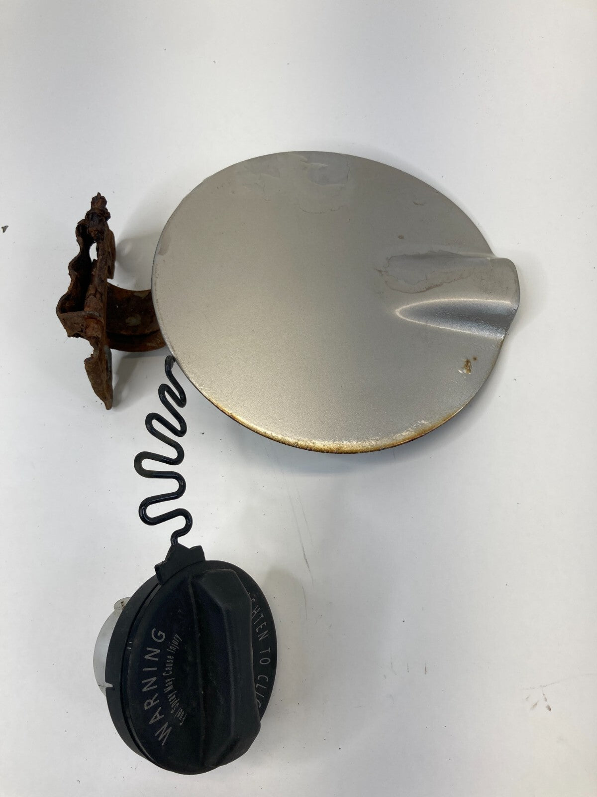 2004-2012 Chevrolet Colorado GMC Canyon Fuel Filler Gas Door Lid w/ Cap OEM