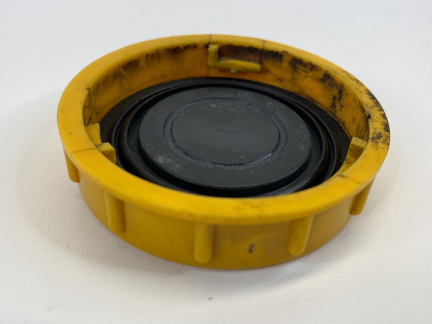 2002-2004 Nissan Pathfinder Brake Master Cylinder Fluid Reservoir Tank Cap Lid