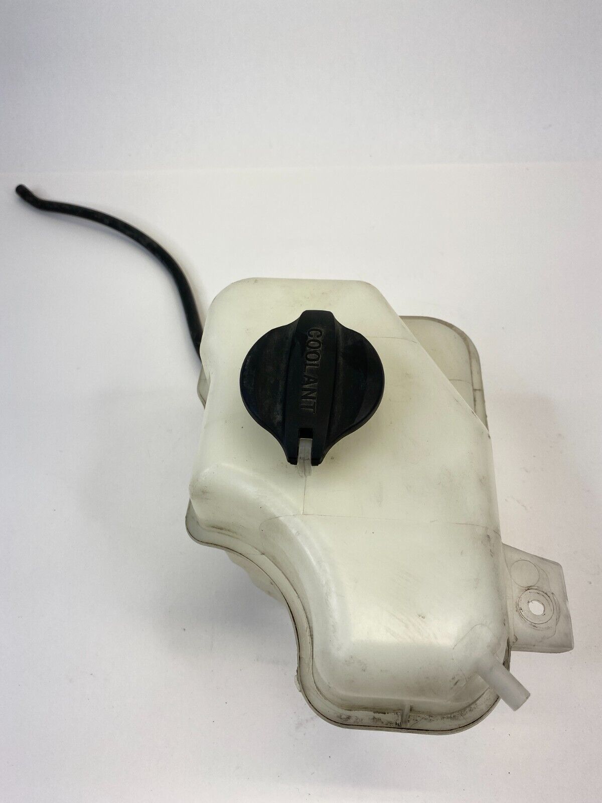 2011-2015 Hyundai Sonata Engine Coolant Reservoir Tank Bottle 25430-2T000 OEM