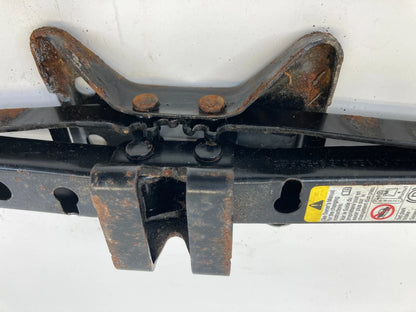 04-07 GRAND PRIX LACROSSE EMERGENCY SPARE TIRE JACK & TOOL LUG WRENCH 22722565