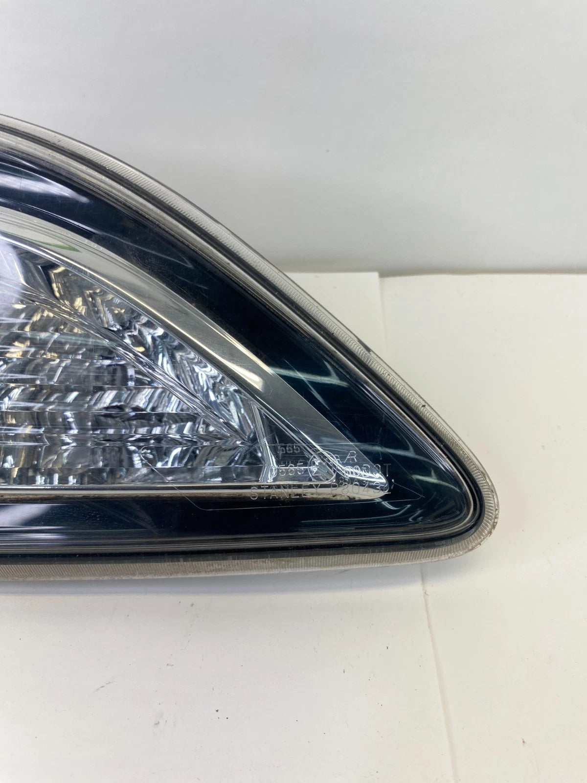 2010-2013 MAZDA 3 SEDAN REAR LEFT SIDE TRUNK LID INNER TAILLIGHT BACKUP LAMP OEM