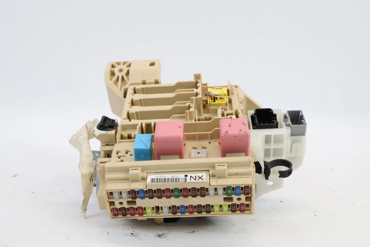 2007-2011 TOYOTA CAMRY FRONT LEFT UNDER DASH CABIN FUSE BOX RELAY JUNCTION BLOCK