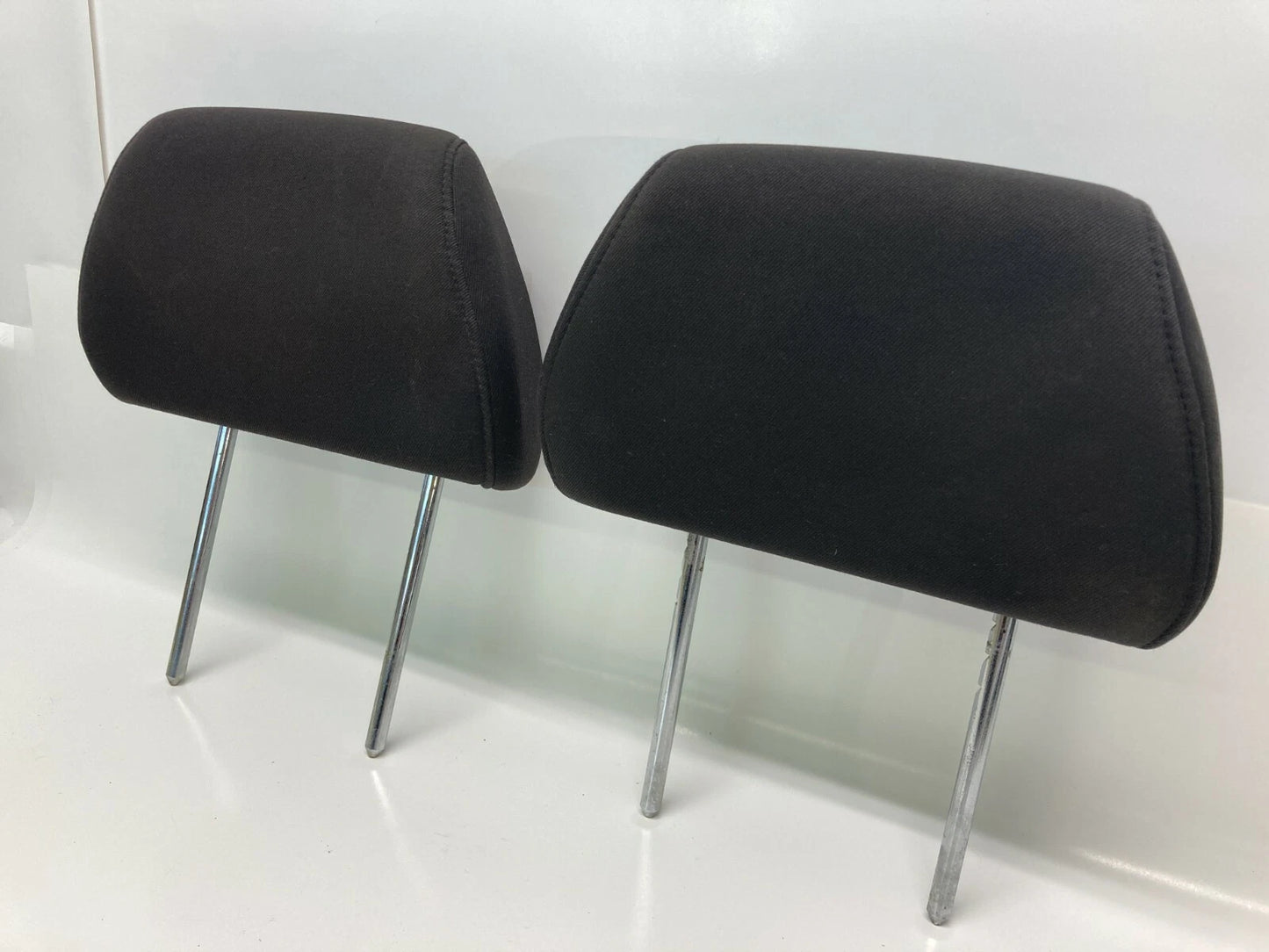 2005-2009 PONTIAC G6 FRONT SEAT HEADREST LEFT RIGHT HEAD REST SET DRIVER & PASS
