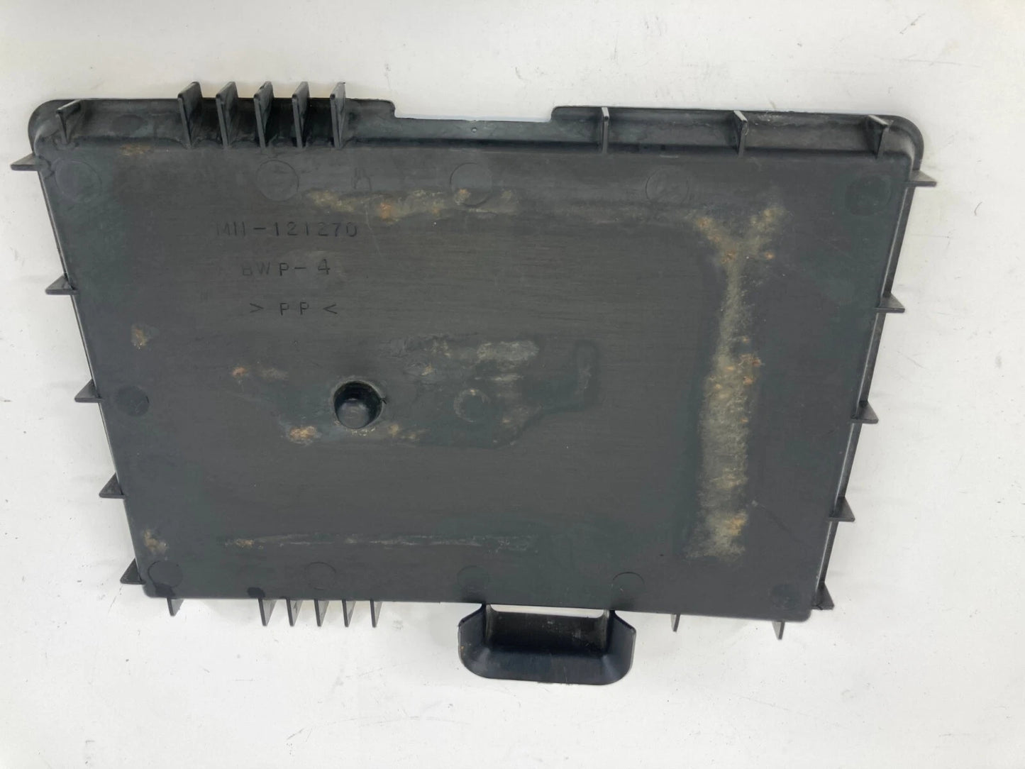 2004-2012 MITSUBISHI GALANT BATTERY TRAY INSERT COVER ASSY MN-121270 OEM