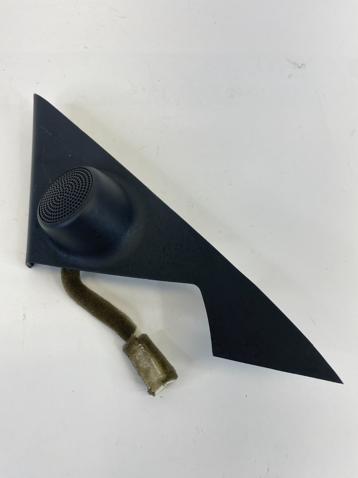 06-10 Kia Optima Front Left Side Tweeter Speaker Corner Cover Bezel 87650-2G020