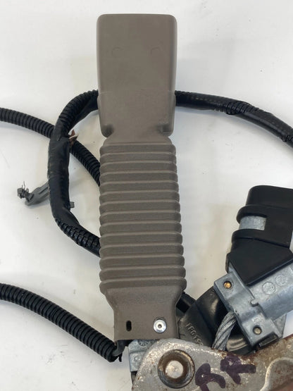 2004 2005 FORD EXPEDITION REAR RIGHT PASSENGER SIDE SEAT BELT BUCKLE END OEM