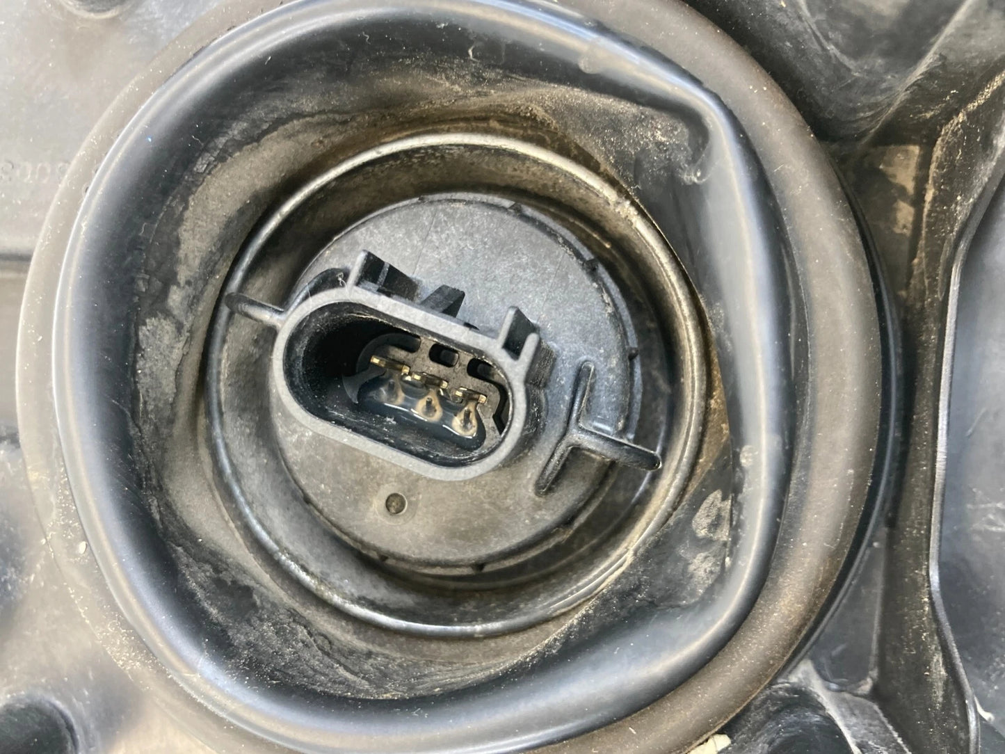 2007-2017 JEEP PATRIOT 07-10 COMPASS LEFT DRIVER HEADLIGHT HEADLAMP HALOGEN OEM