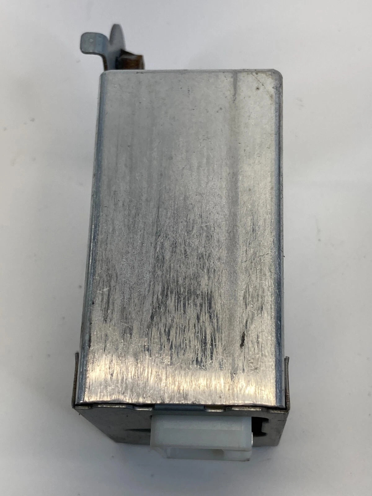 2000-2003 LEXUS RX300 3.0L AT CRUISE CONTROL COMPUTER MODULE 88240-48020 OEM