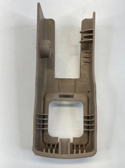 05 06 07 08 09 10 KIA SPORTAGE FRONT RIGHT SIDE SEAT TRACK COVER TRIM CAP OEM