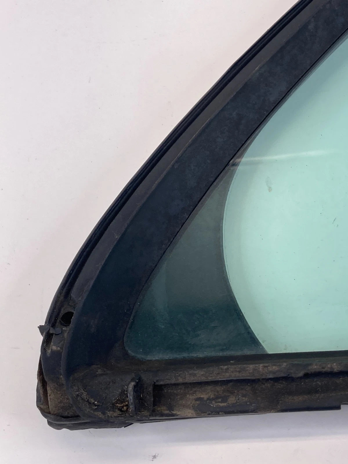 1998-2002 MERCEDES-BENZ E430 REAR RIGHT DOOR QUARTER FIXED WINDOW GLASS OEM