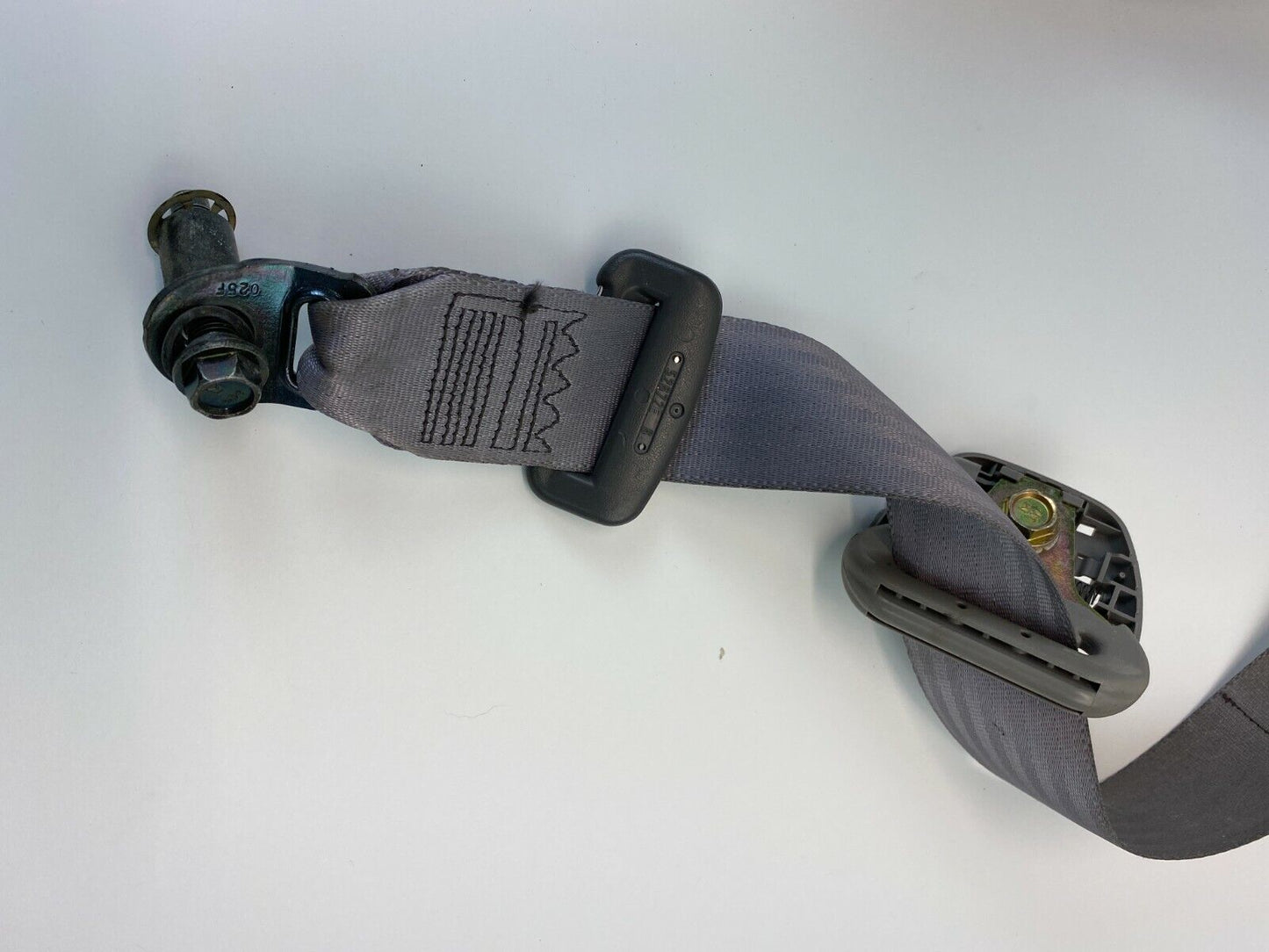 2001 2002 Toyota Sequoia Right Passenger Side Seat Belt Retractor Assembly OEM