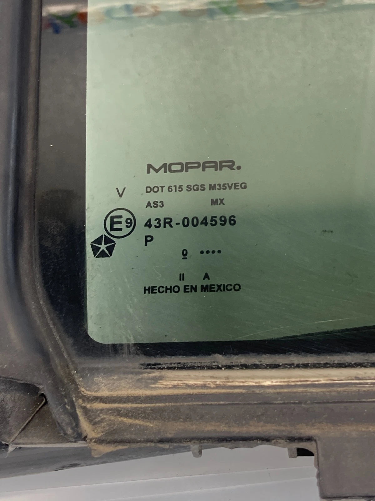 2008-2012 JEEP LIBERTY REAR RIGHT WINDOW VENT QUARTER GLASS OEM