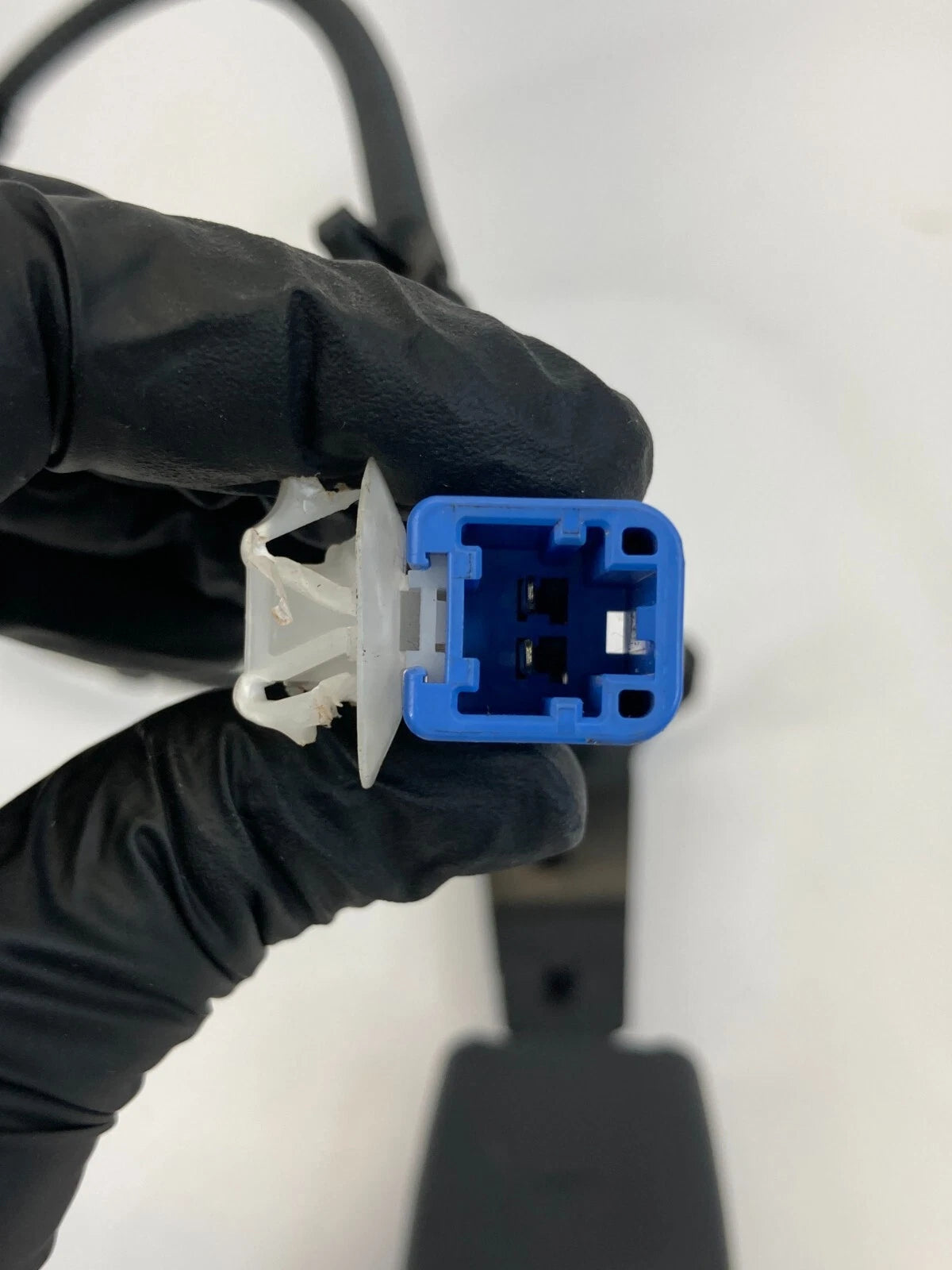 11 12 13 14 15 16 HONDA CR-Z FRONT RIGHT FR RH PASSENGER SIDE SEAT BELT BUCKLE