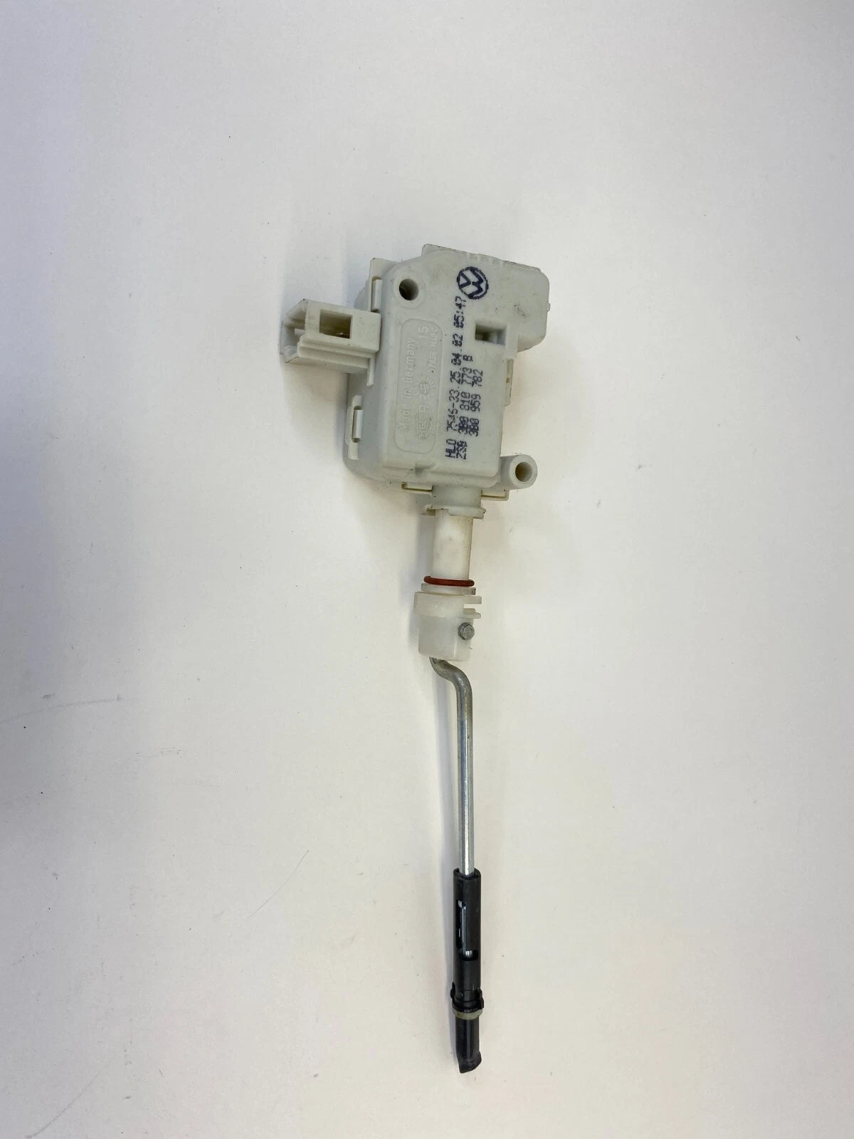 98-05 VOLKSWAGEN PASSAT WAGON FUEL DOOR RELEASE LATCH ACTUATOR OEM 3B0810773B