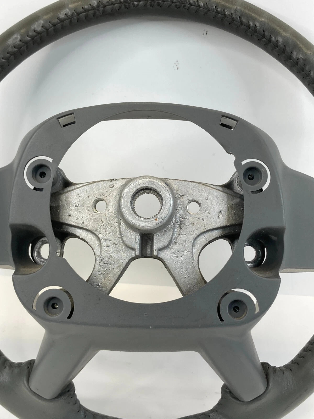 2005 2006 2007 JEEP GRAND CHEROKEE STEERING WHEEL ASSY LEATHER GRAY OEM