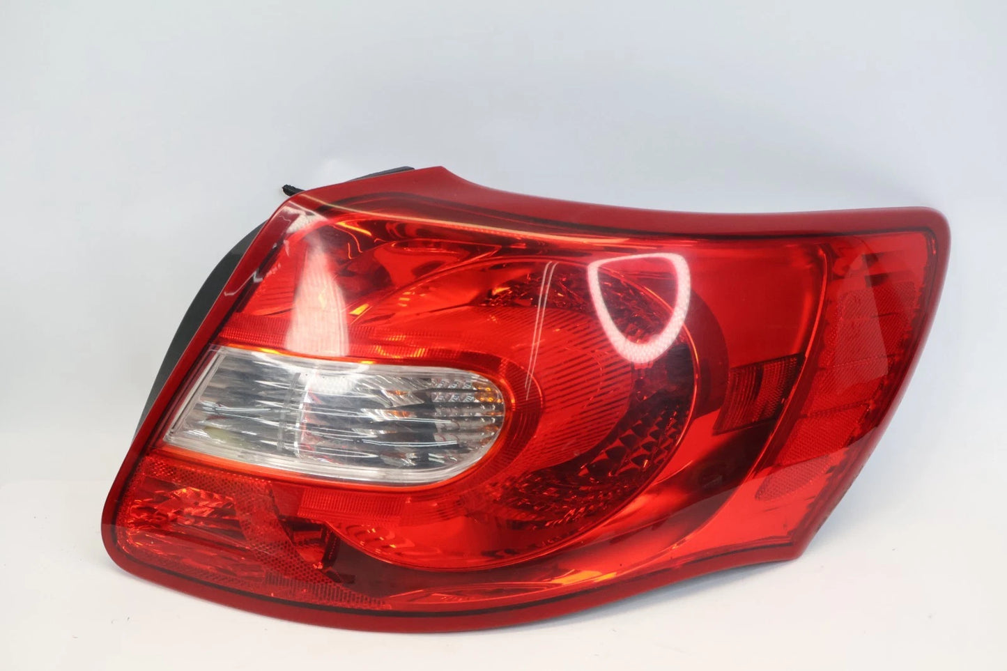 2010 2011 2012 2013 SUZUKI KIZASHI RIGHT PASSENGER TAILLIGHT TAIL LIGHT LAMP
