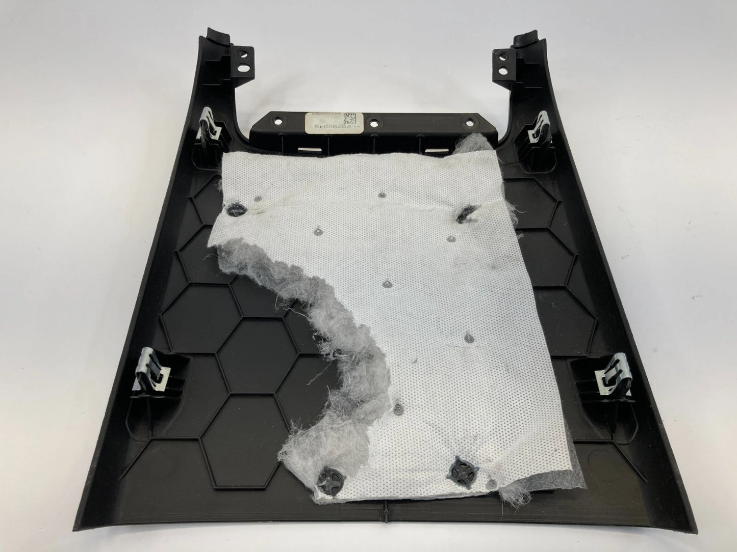 2009-2013 BUICK ENCLAVE TRAVERSE REAR CNETER CONSOLE COVER TRIM PANEL 20792945