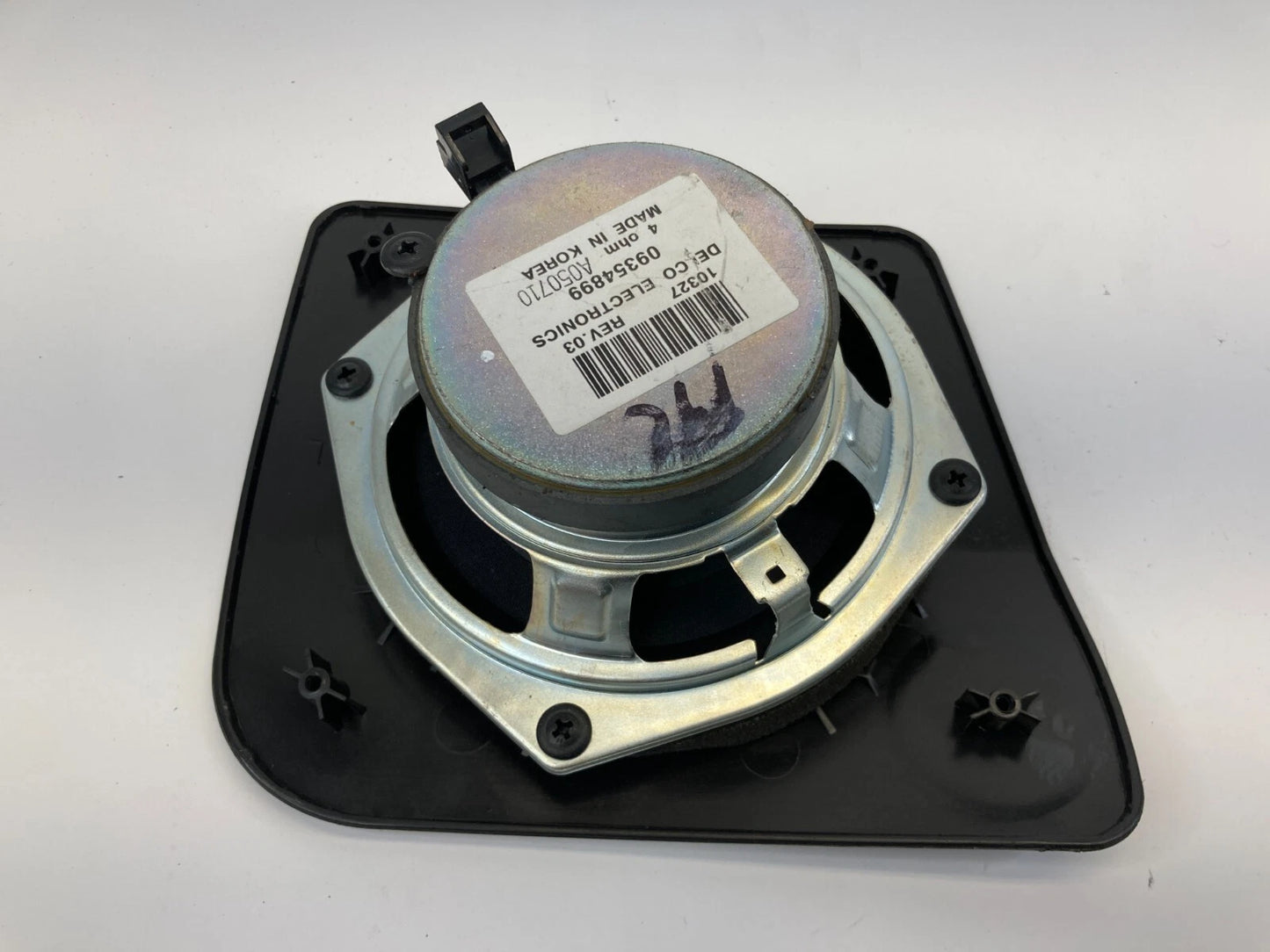 04-06 CADILLAC SRX REAR LEFT BACK SIDE DOOR AUDIO SPEAKER W/ COVER 09354899 OEM