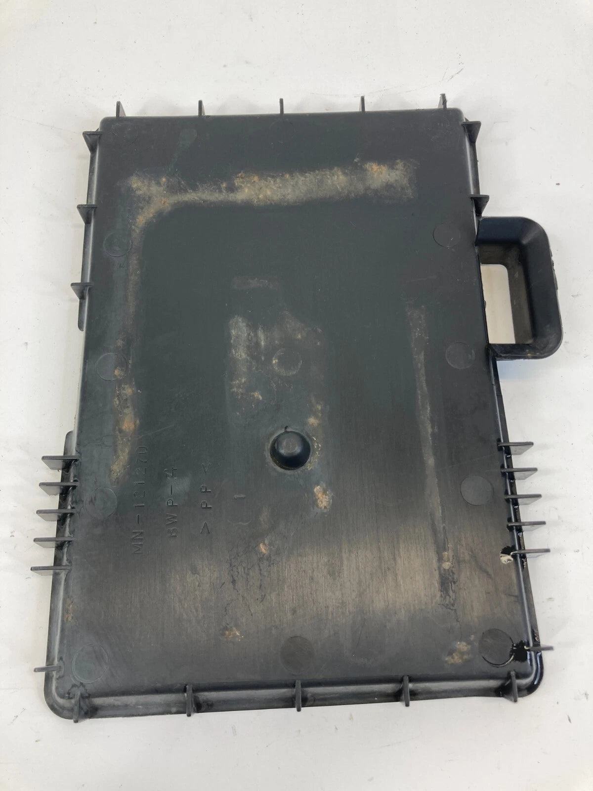 2004-2012 MITSUBISHI GALANT BATTERY TRAY INSERT COVER ASSY MN-121270 OEM