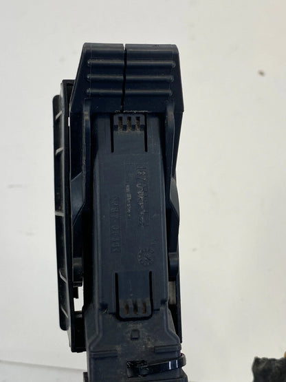 12-15 CHEVROLET CRUZE 1.4L TURBO AT ABS ANTI LOCK BRAKE PUMP PLUG CONNECTOR OEM