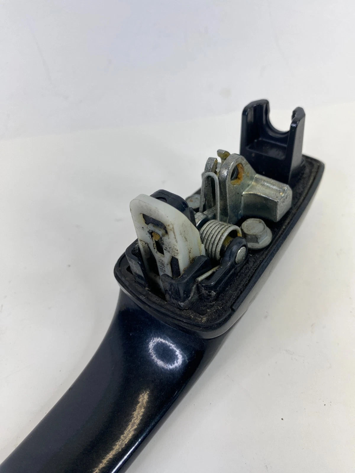 2008-2016 CHRYSLER TOWN & COUNTRY REAR LEFT BACK EXTERIOR OUTSIDE DOOR HANDLE
